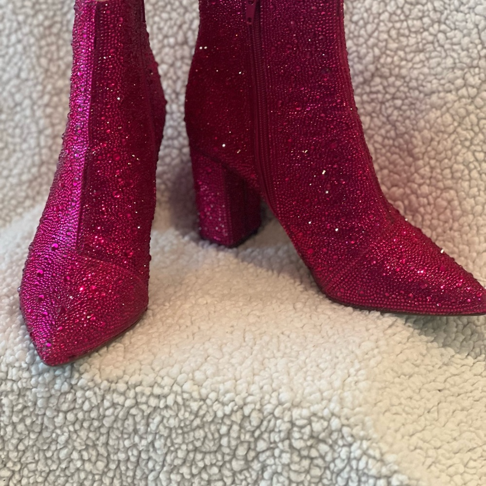 Betsey Johnson Glittering Fuchsia Heeled Boots